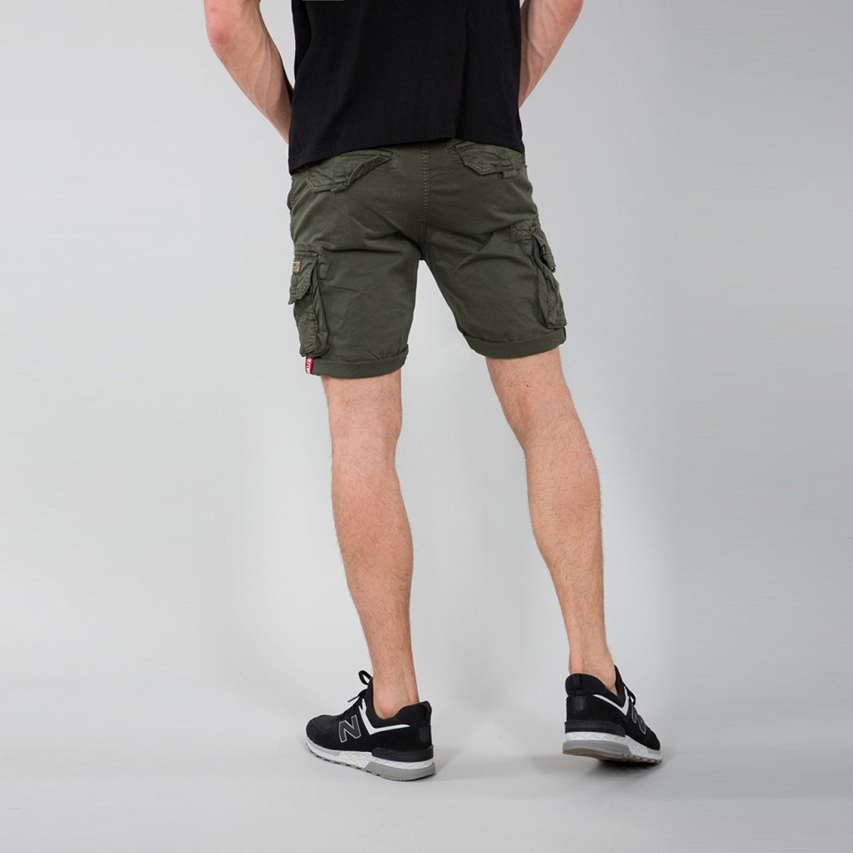Alpha Industries Pantaloncini Crew Short Dark Olive - 3