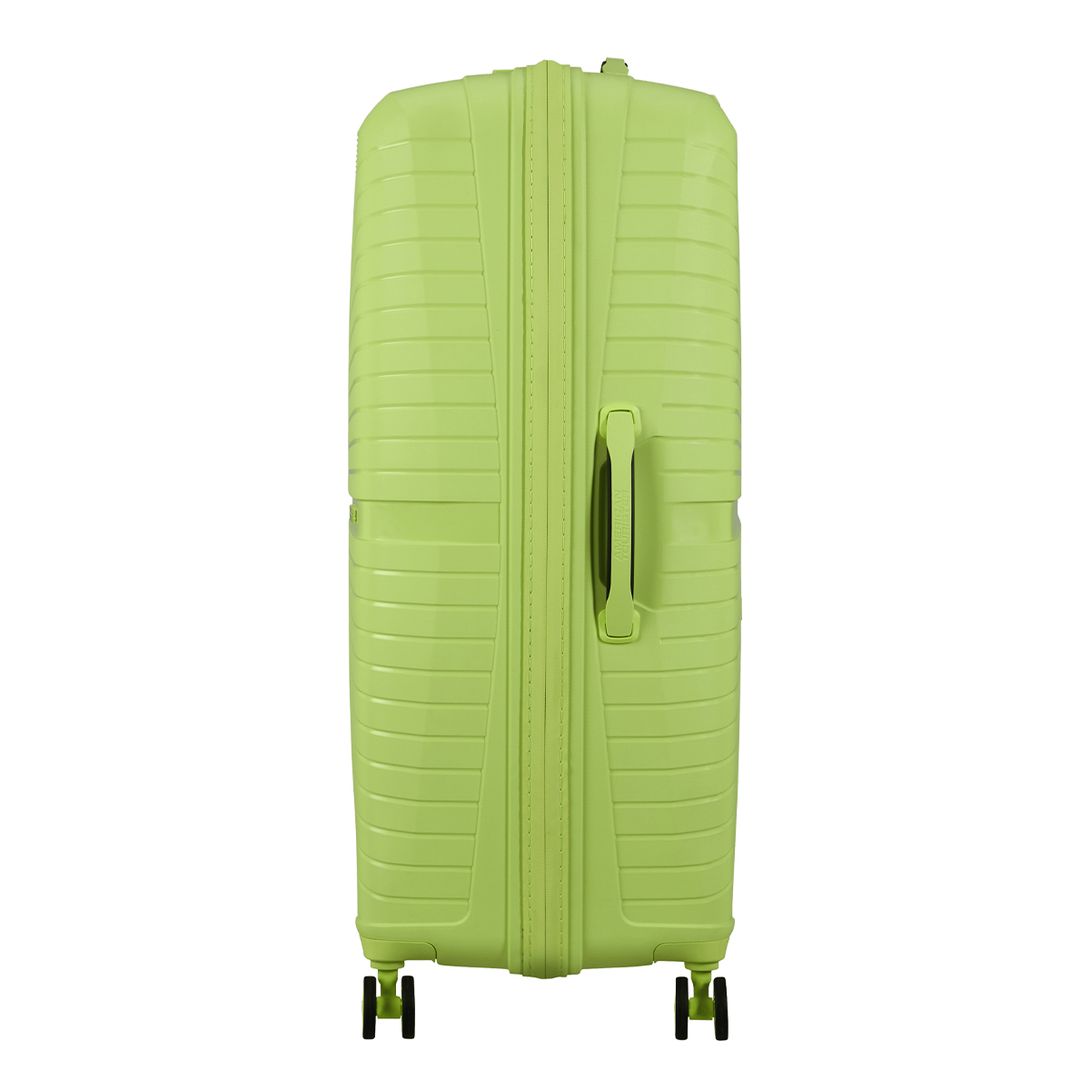 American Tourister Airconic 67 cm Medium Suitcase - 4 American Tourister Airconic 67 cm Medium Suitcase - 4