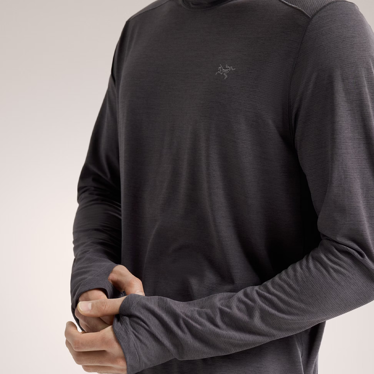Arc'Teryx Felpa con cappuccio Cormac Black Heater - 3