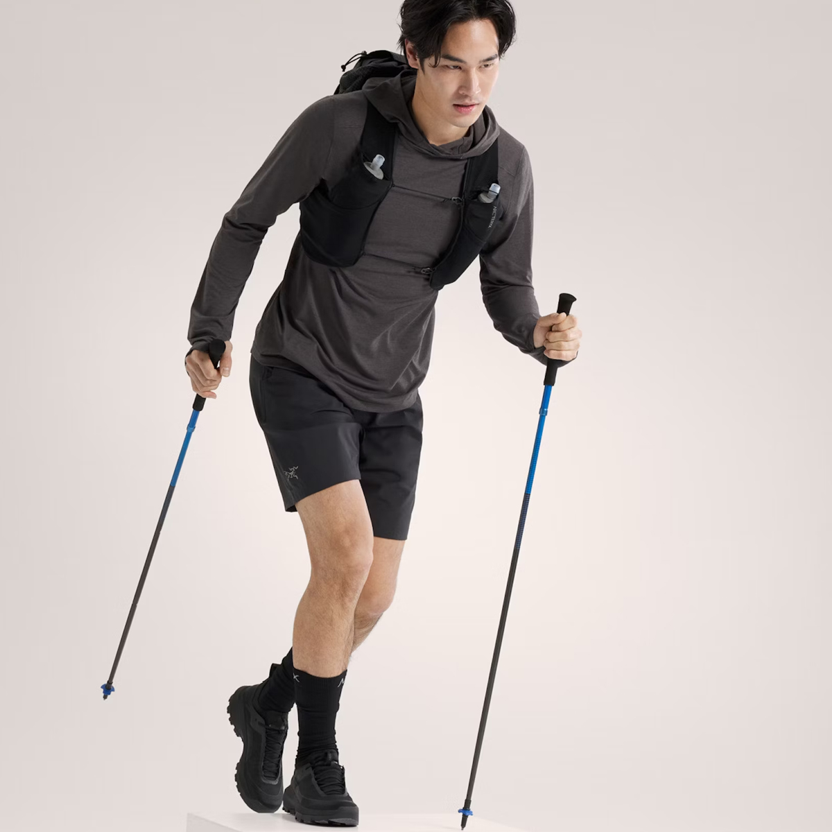 Arc'Teryx Felpa con cappuccio Cormac Black Heater - 4