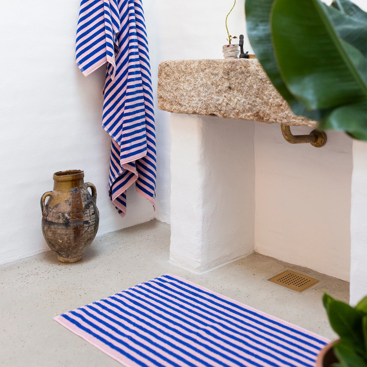 BON Tappetino Naram Bath Mat Dazzling Blue Rose - 3 BON Tappetino Naram Bath Mat Dazzling Blue Rose - 3