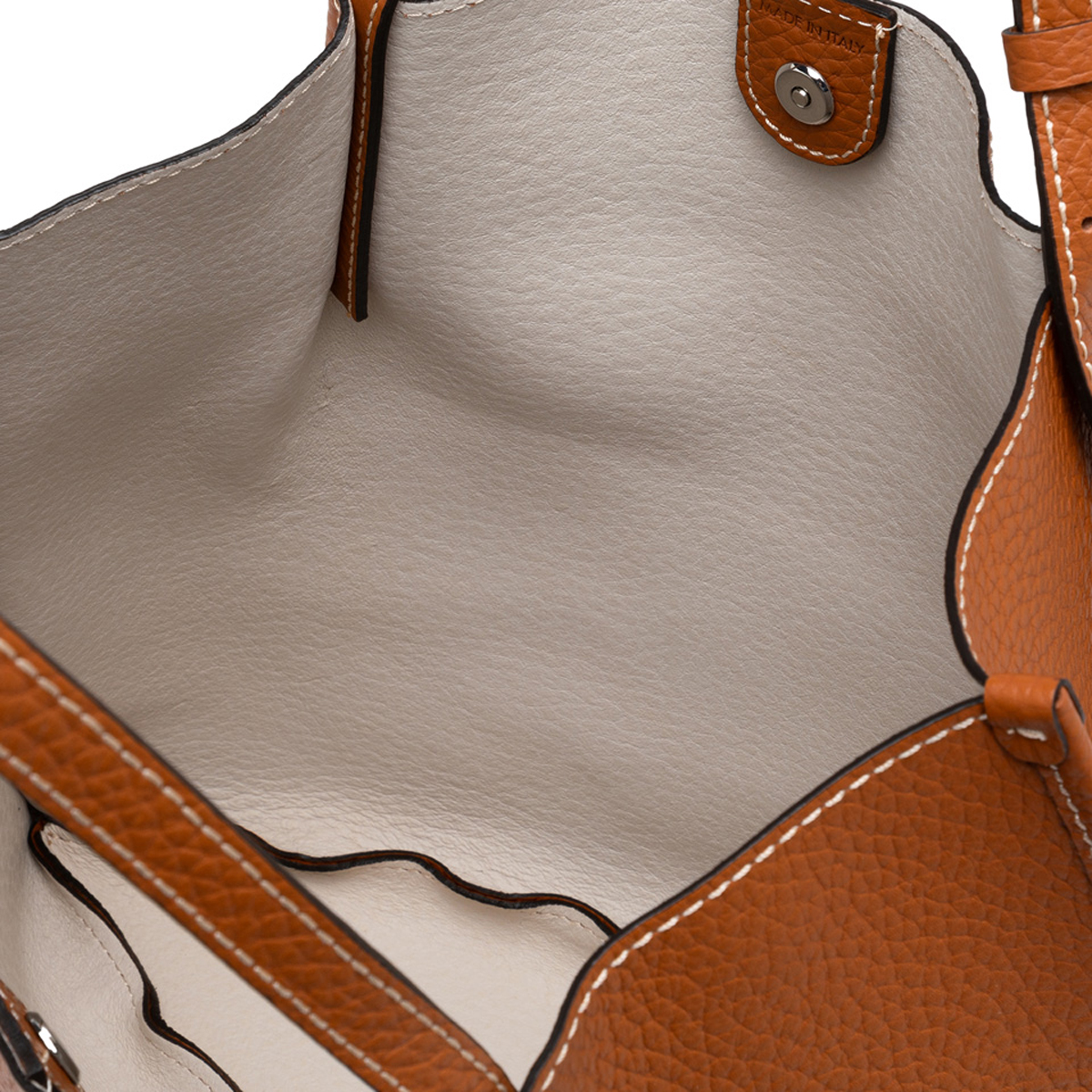 Gianni Chiarini Borsa a spalla Dory Caramello Sabbia - 4 Gianni Chiarini Borsa a spalla Dory Caramello Sabbia - 4
