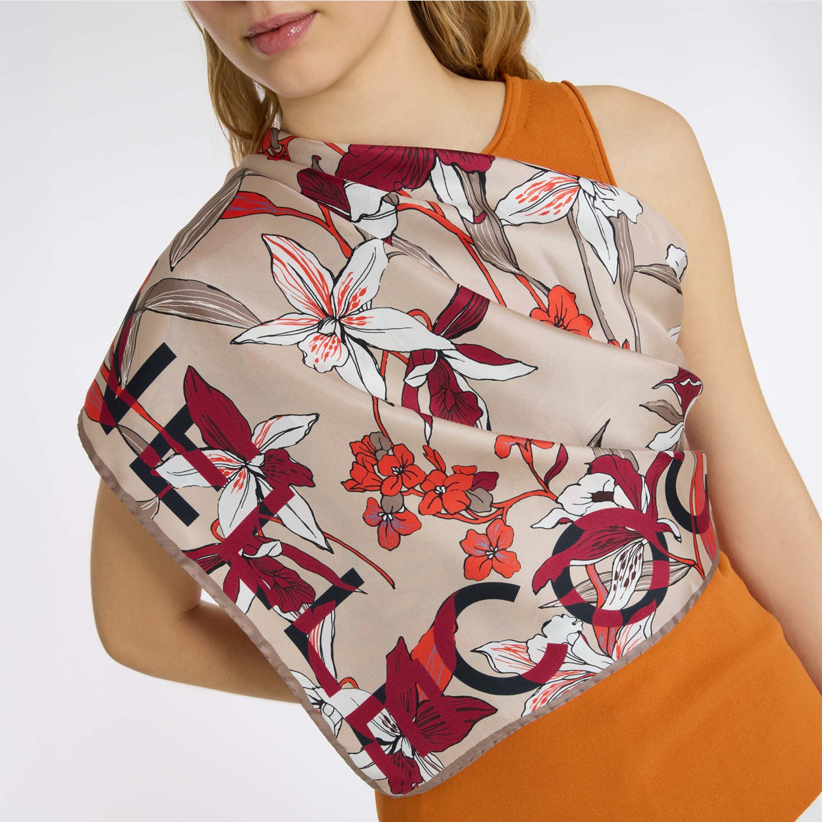 Coccinelle Foulard Jardin de Flores Multi Rosette - 3 Coccinelle Foulard Jardin de Flores Multi Rosette - 3