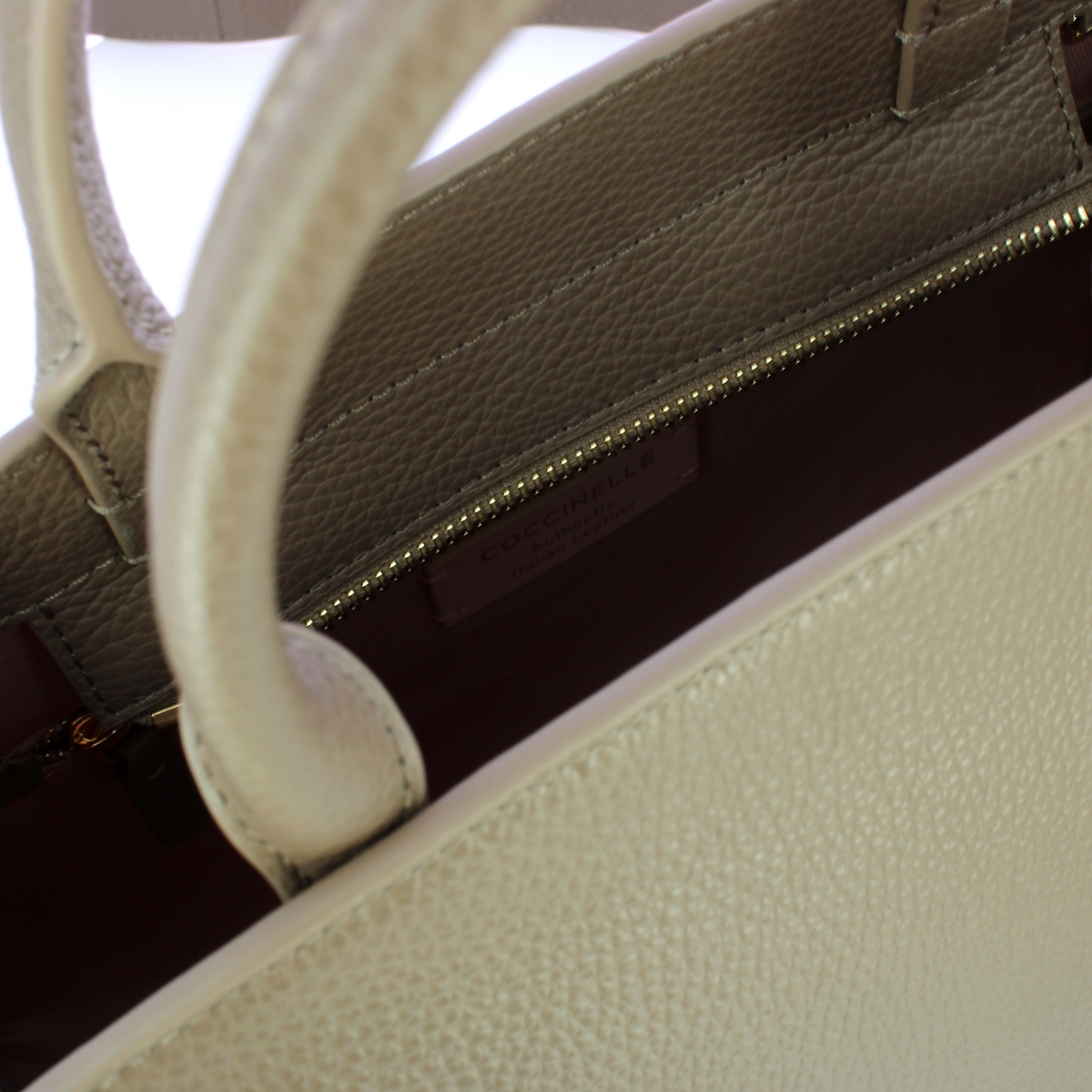 Coccinelle Bauletto Kliche Warm Taupe - 4 Coccinelle Bauletto Kliche Warm Taupe - 4