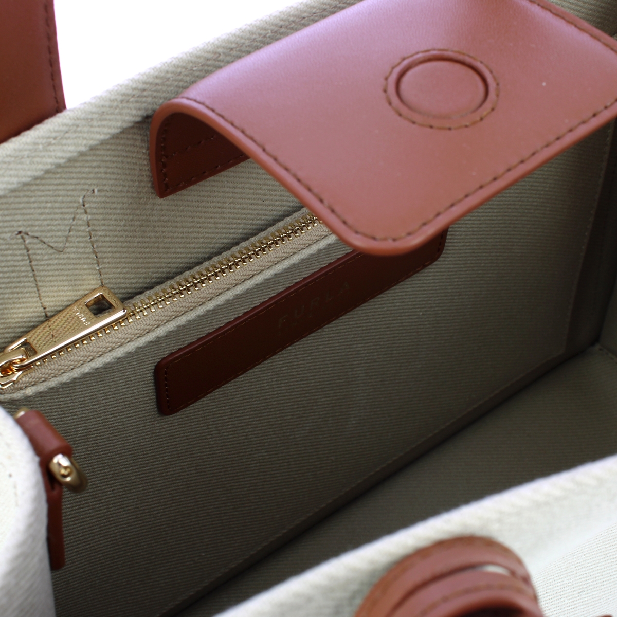 Furla Tote Baga Baia M Toni Cognac - 4 Furla Tote Baga Baia M Toni Cognac - 4