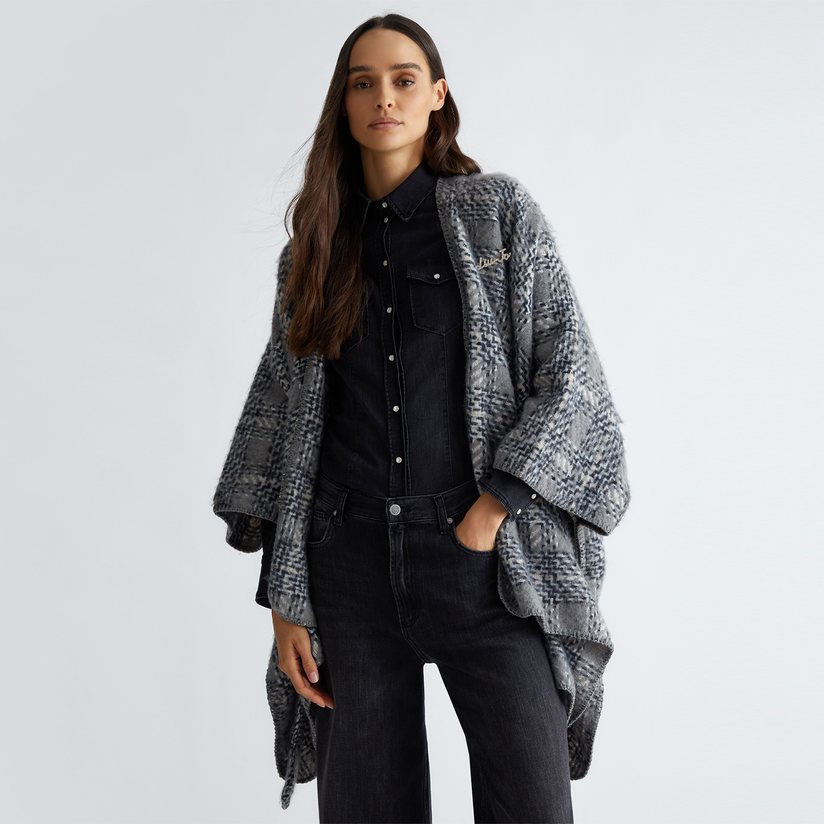 Liu Jo Poncho Pied de Poule Grey Cloud - 2 Liu Jo Poncho Pied de Poule Grey Cloud - 2