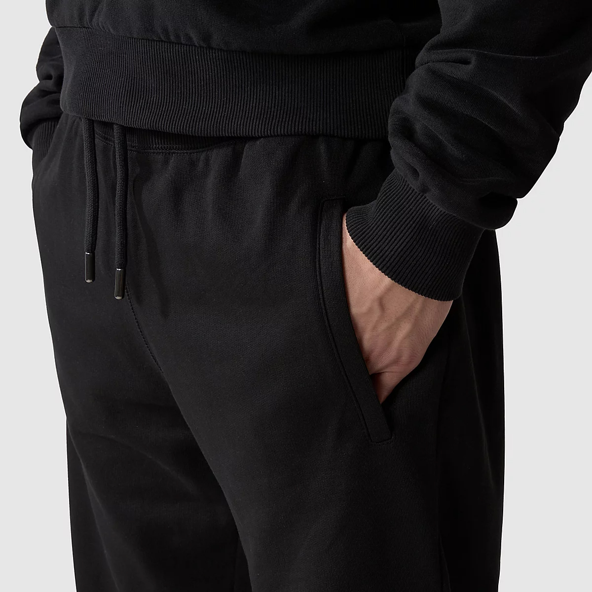 The North Face Joggers NSE Light TNF Black - 6 The North Face Joggers NSE Light TNF Black - 6