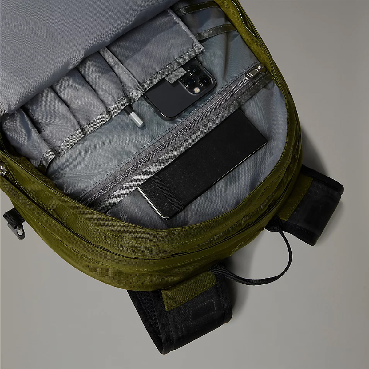 The North Face Zaino Borealis Classic Forest Olive TNF Black NPF - 6 The North Face Zaino Borealis Classic Forest Olive TNF Black NPF - 6
