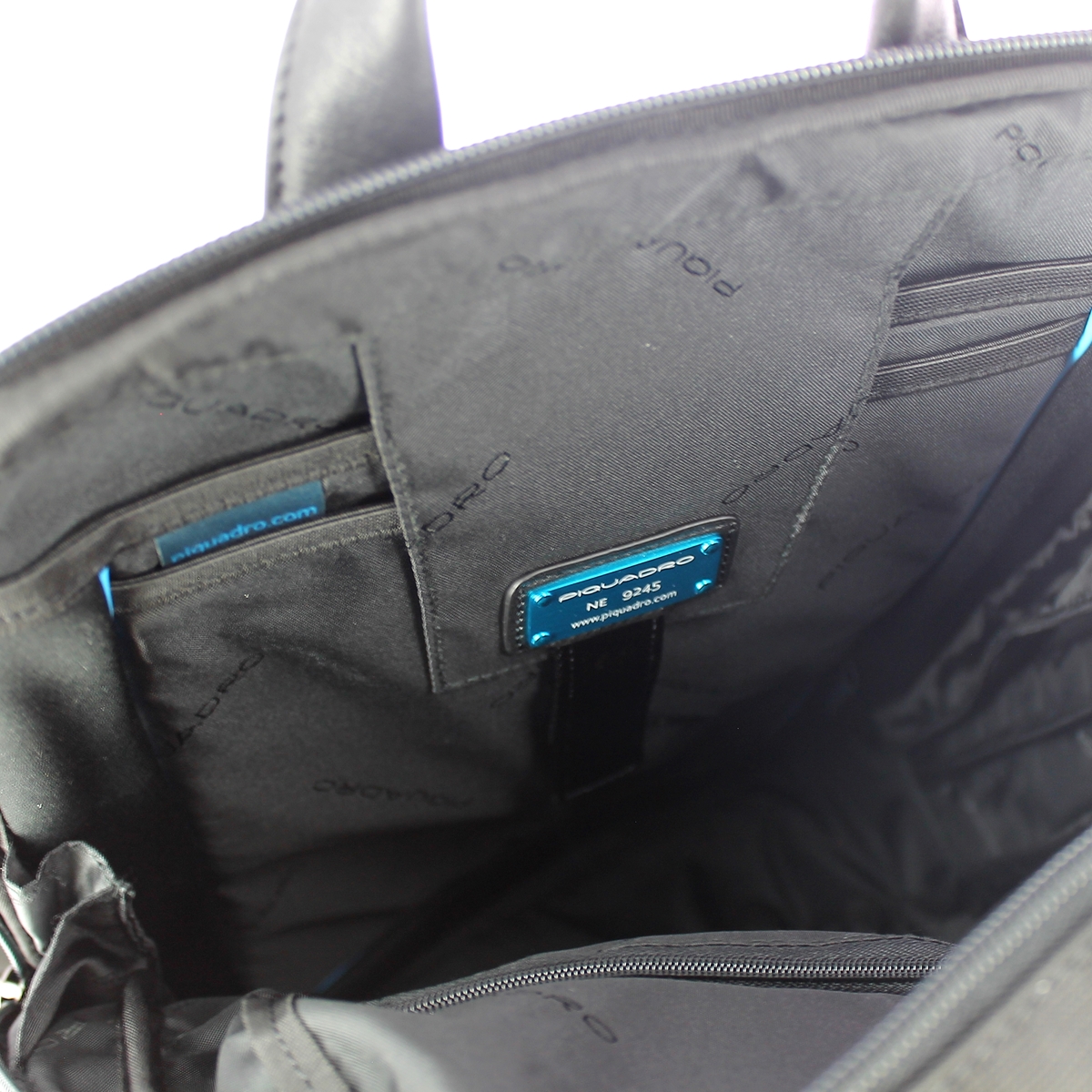 Piquadro Zaino Porta PC in tessuto riciclato con RFID Macbeth 14.0 - 4 Piquadro Zaino Porta PC in tessuto riciclato con RFID Macbeth 14.0 - 4