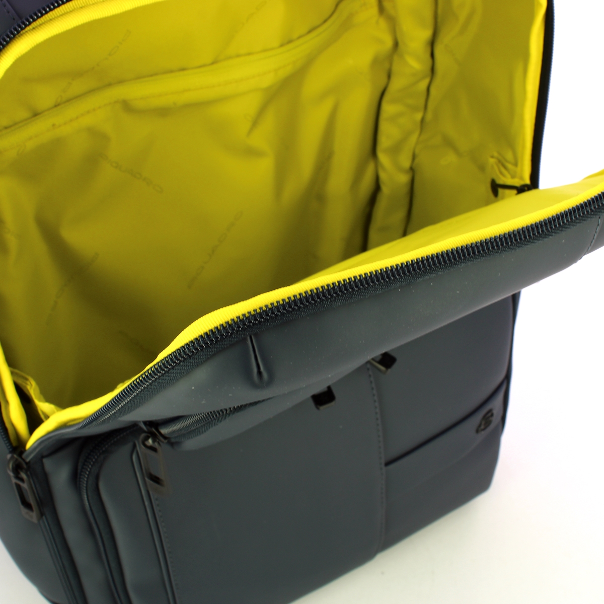 Piquadro Zaino Gommato Porta PC 15.6" Blu - 4 Piquadro Zaino Gommato Porta PC 15.6" Blu - 4