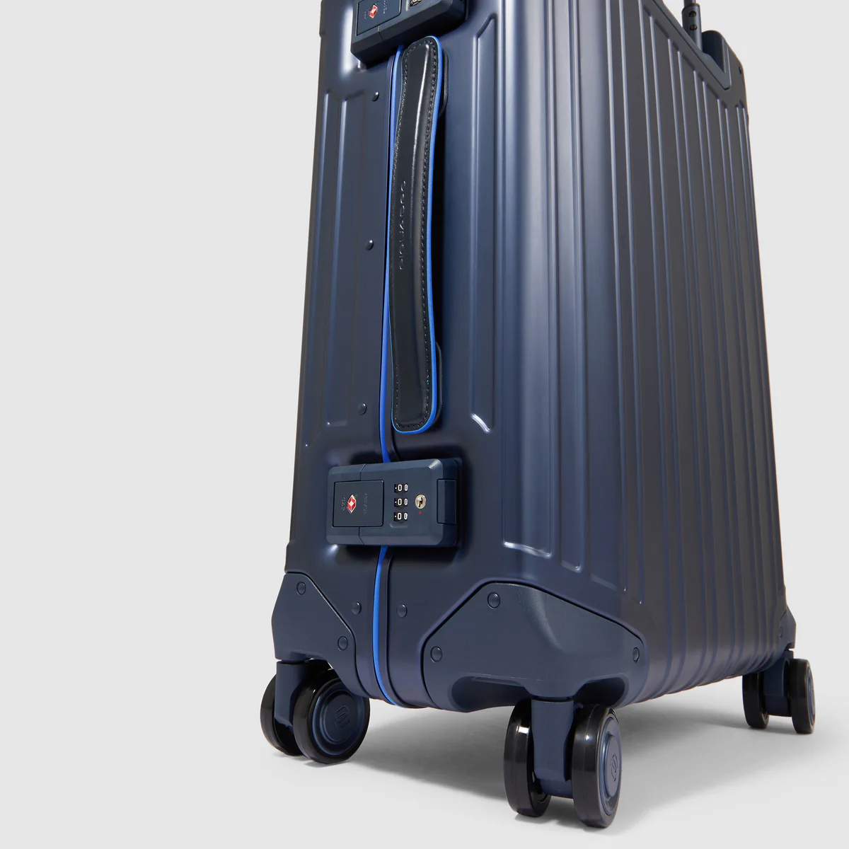 Piquadro Bagaglio a mano Trolley Cabina Blue Square 55 cm Blu2 - 7 Piquadro Bagaglio a mano Trolley Cabina Blue Square 55 cm Blu2 - 7