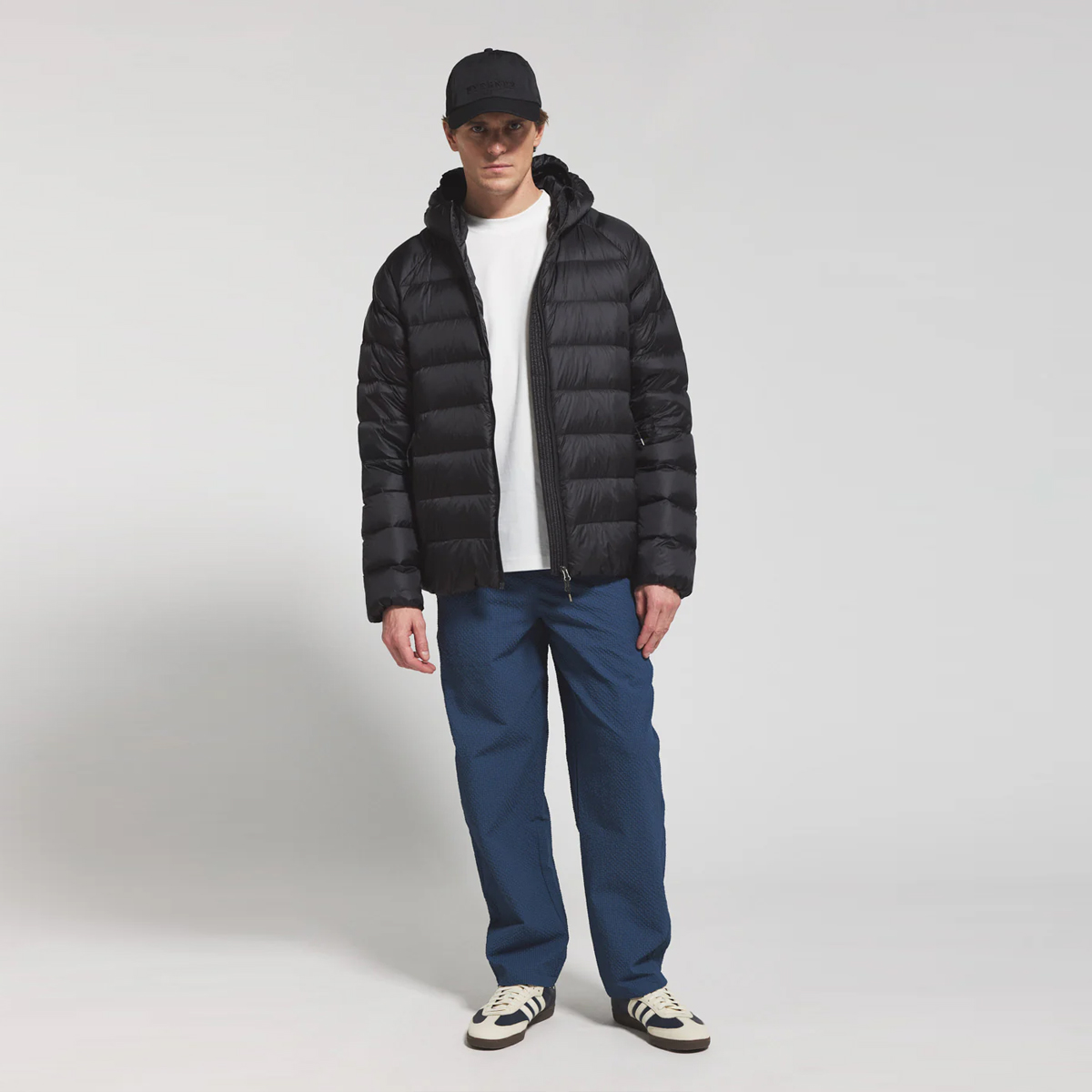 Pyrenex Arial Hooded Down Jacket Black - 3