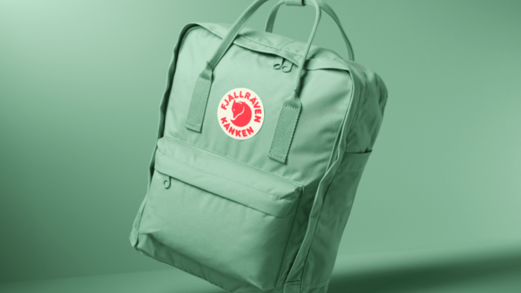Borsa mare 2024: tendenze e modelli must-have per l'estate
